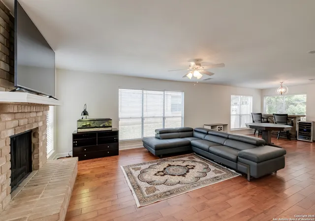 2nd image of 2516 Hidden Grove, Schertz, TX 78154 | MLS# 1875368