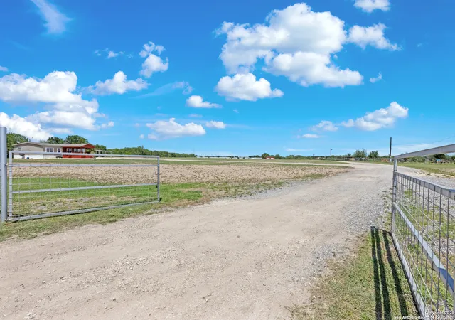 3rd image of 14310 Quesenberry, Von Ormy, TX 78073 | MLS# 1875398