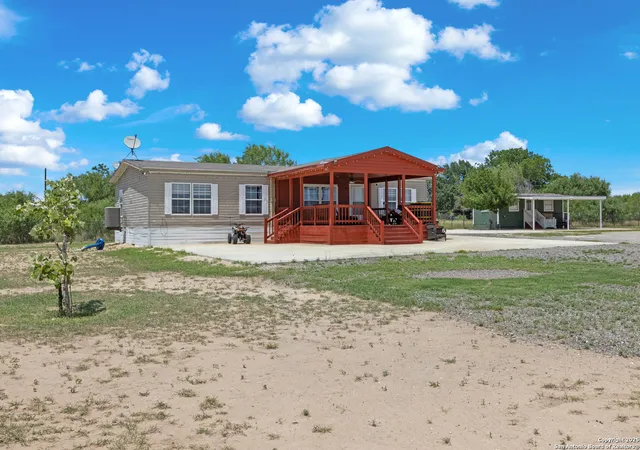 4th image of 14310 Quesenberry, Von Ormy, TX 78073 | MLS# 1875398