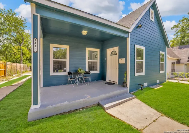 Homes for sale in San Antonio, TX | 1410 Hicks Avenue, San Antonio, TX 78210 | MLS# 1875408