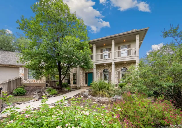 Photo 2 of Single family home for sale at 7 Mcinnis, Bulverde, TX 78163 | MLS# 1875437 | Listing updated on 2025-08-25