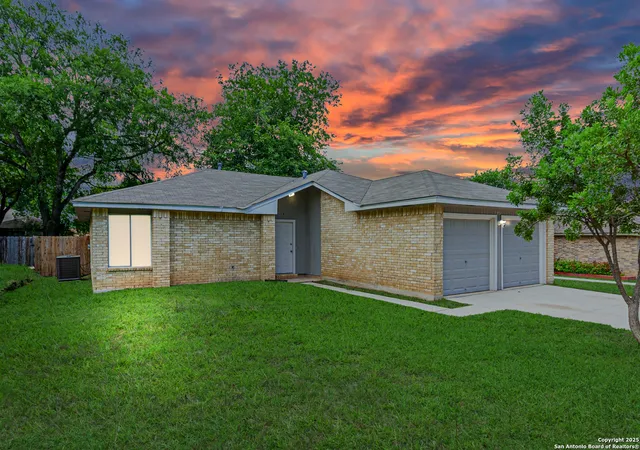 Photo 2 of Single family home for sale at 7912 Forest Crossing, Live Oak, TX 78233 | MLS# 1875534 | Listing updated on 2025-09-12