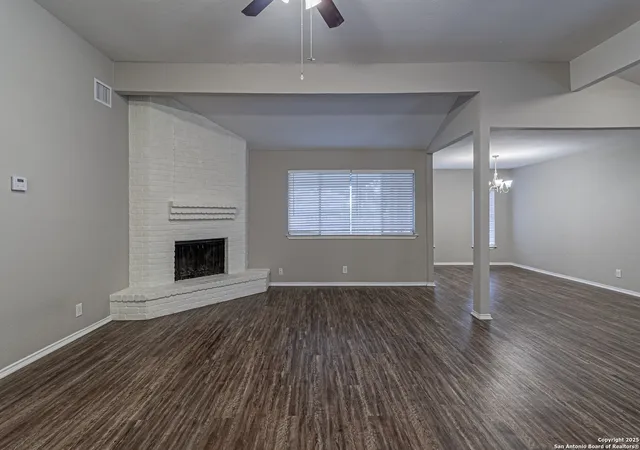 Photo 4 of Single family home for sale at 7912 Forest Crossing, Live Oak, TX 78233 | MLS# 1875534 | Listing updated on 2025-09-12