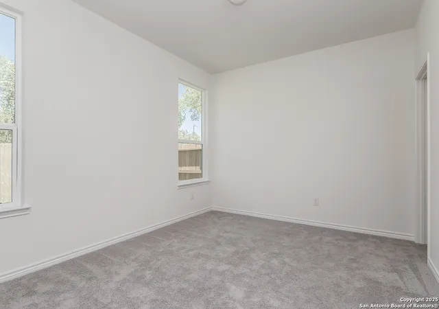 Photo 4 of Sale Pending at 4811 Pico St, San Antonio, TX 78222 | MLS# 1875564 | Listing updated on 2025-10-15