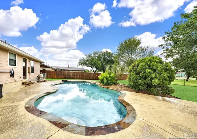 3rd image of 709 Voges, Poth, TX 78147 | MLS# 1875565