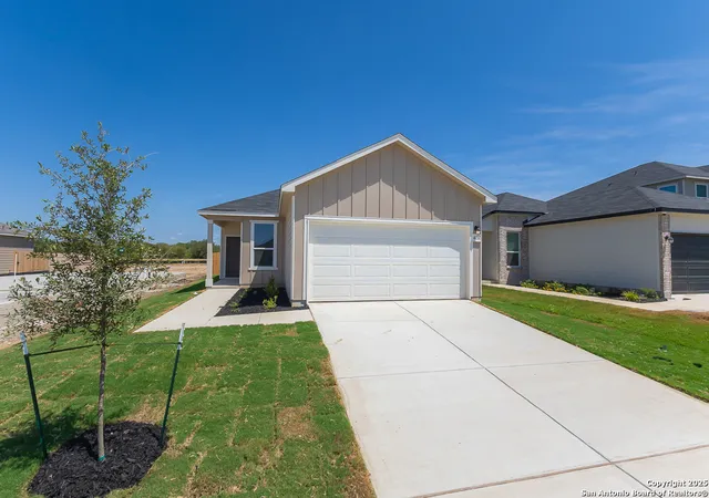 Photo 1 of Sale Pending at 4010 Islas Rd, San Antonio, TX 78222 | MLS# 1875570 | Listing updated on 2025-11-10