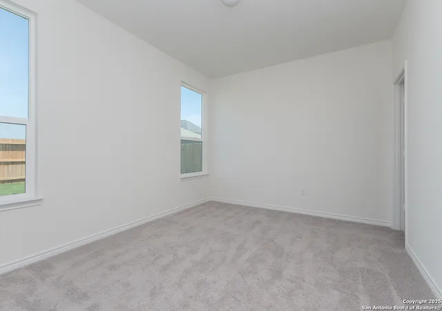 Photo 3 of Sale Pending at 4010 Islas Rd, San Antonio, TX 78222 | MLS# 1875570 | Listing updated on 2025-11-10