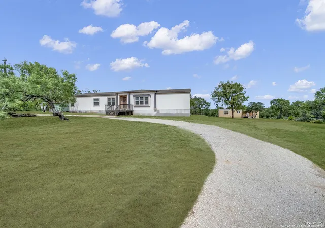 1st image of 6 River Bluff Dr, Lytle, TX 78052 | MLS# 1875629