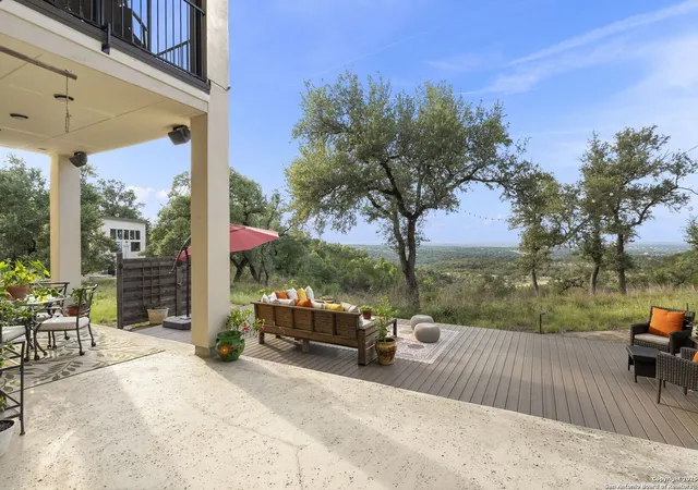 Photo 3 of Sale Pending at 118 Sheridan, Canyon Lake, TX 78133 | MLS# 1875665 | Listing updated on 2025-11-20