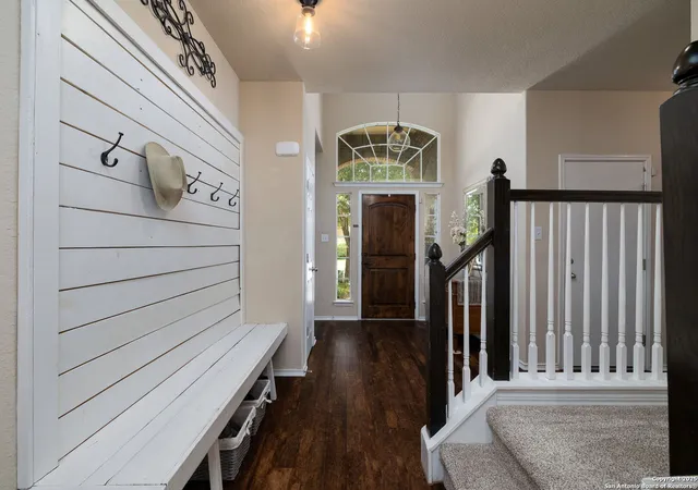 3rd image of 401 Canterbury, Cibolo, TX 78108 | MLS# 1875741