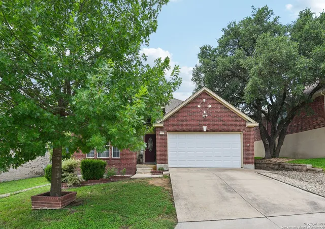 Photo 3 of Sale Pending at 1011 Parter Pond, San Antonio, TX 78260 | MLS# 1875746 | Listing updated on 2025-10-29