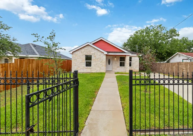 Photo 2 of Sale Pending at 10302 Renova, San Antonio, TX 78214 | MLS# 1875774 | Listing updated on 2026-08-17