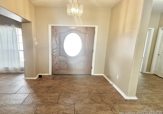Photo 2 of Sale Pending at 2434 Tr Oak, San Antonio, TX 78232 | MLS# 1875841 | Listing updated on 2025-11-23