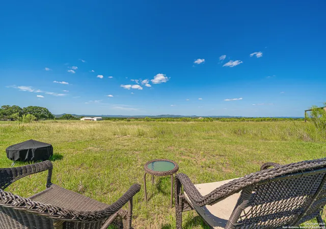 Photo 2 of Single family home for sale at 919 Pinto Cyn, Bandera, TX 78003 | MLS# 1875856 | Listing updated on 2025-10-02