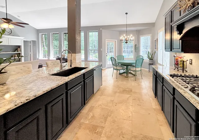 4th image of 78 Stockbridge Landing, Spring, TX 77382 | MLS# 1875878