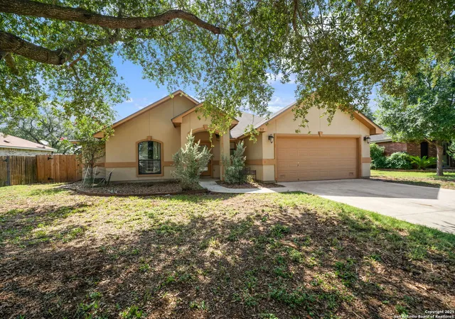 Photo 1 of Single family home for sale at 312 Bunker Hill, Pleasanton, TX 78064 | MLS# 1875886 | Listing updated on 2025-11-01