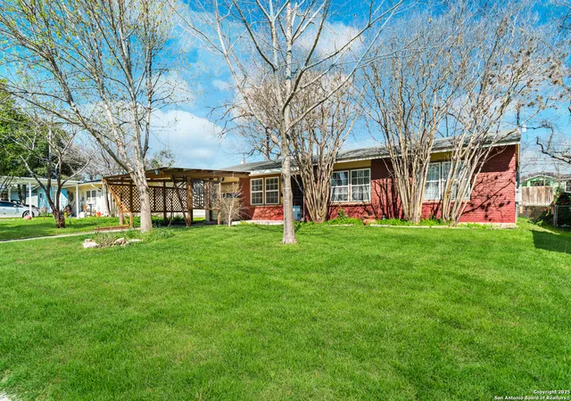 Photo 2 of Single family home for sale at 231 Craigmont, San Antonio, TX 78213 | MLS# 1875899 | Listing updated on 2025-10-15