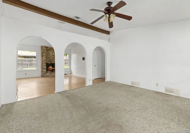Photo 3 of Sale Pending at 609 Jamie Sue Dr, Converse, TX 78109 | MLS# 1875907 | Listing updated on 2025-10-21