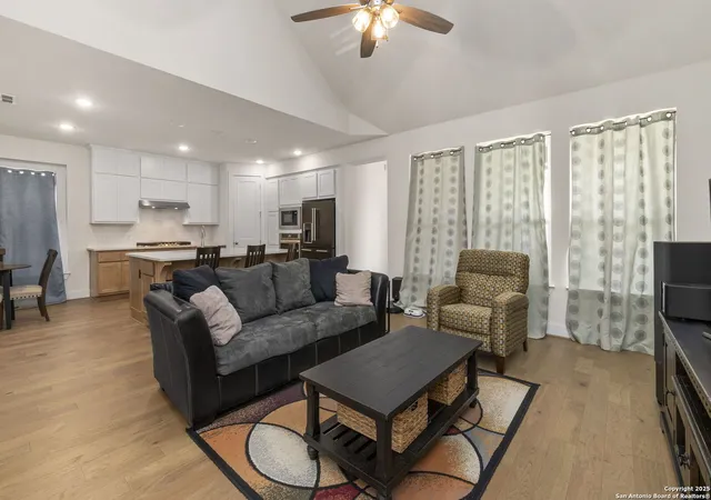 5th image of 1845 Nettletree, New Braunfels, TX 78132 | MLS# 1875976
