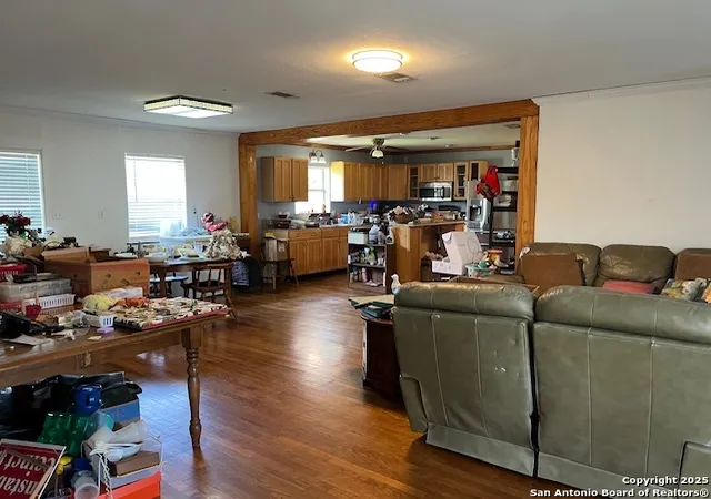 Photo 4 of Single family home for sale at 2065 Corgey, Pleasanton, TX 78064 | MLS# 1876066 | Listing updated on 2025-09-23