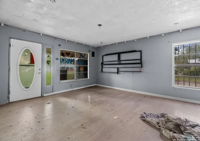 Photo 4 of Sale Pending at 3119 Pitluk, San Antonio, TX 78211 | MLS# 1876071 | Listing updated on 2025-10-02