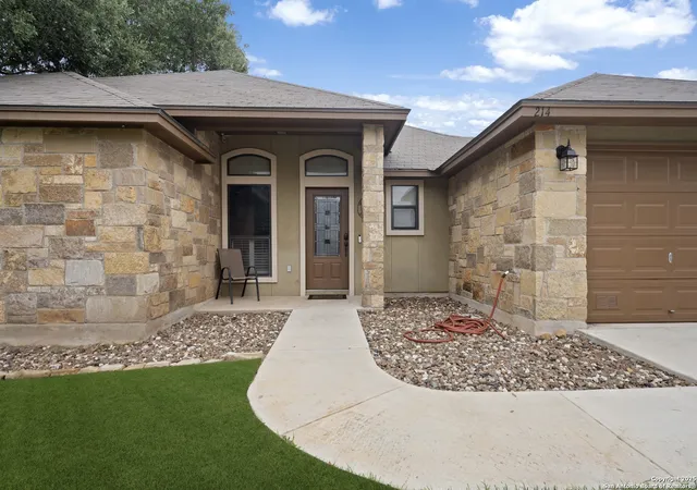 Photo 1 of Sale Pending at 214 Yorktown, Pleasanton, TX 78064 | MLS# 1876085 | Listing updated on 2025-09-11