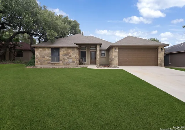 Photo 3 of Sale Pending at 214 Yorktown, Pleasanton, TX 78064 | MLS# 1876085 | Listing updated on 2025-09-11