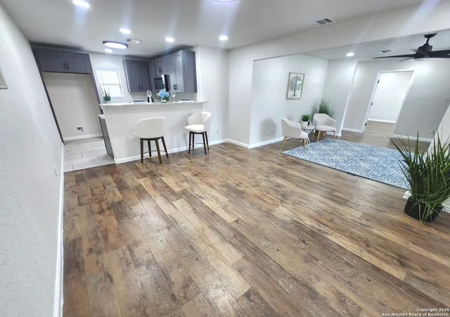 Photo 3 of Sale Pending at 102 Wonder, San Antonio, TX 78213 | MLS# 1876148 | Listing updated on 2025-10-23