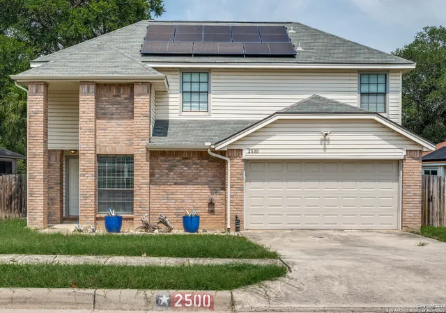 Photo 1 of Single family home for sale at 2500 Newning, Schertz, TX 78154 | MLS# 1876170 | Listing updated on 2025-07-25
