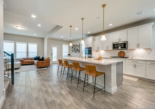 Photo 3 of Sale Pending at 607 Whitney, San Antonio, TX 78260 | MLS# 1876183 | Listing updated on 2025-09-28