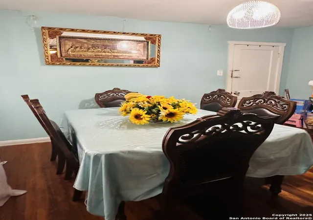 3rd image of 1015 El Monte, San Antonio, TX 78201 | MLS# 1876207