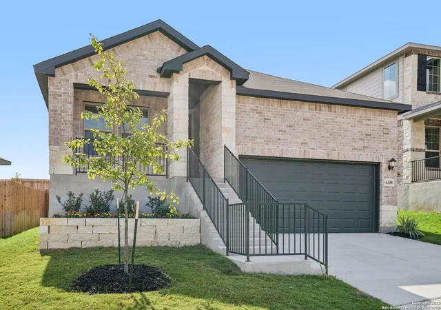 Photo 3 of Sale Pending at 6358 Comanche Coyote, San Antonio, TX 78233 | MLS# 1876248 | Listing updated on 2026-04-01