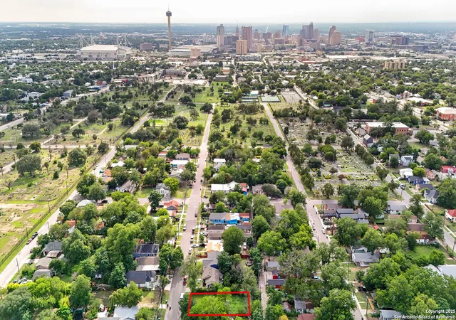 Land for sale at 1131 Center, San Antonio, TX 78202 | MLS# 1876296