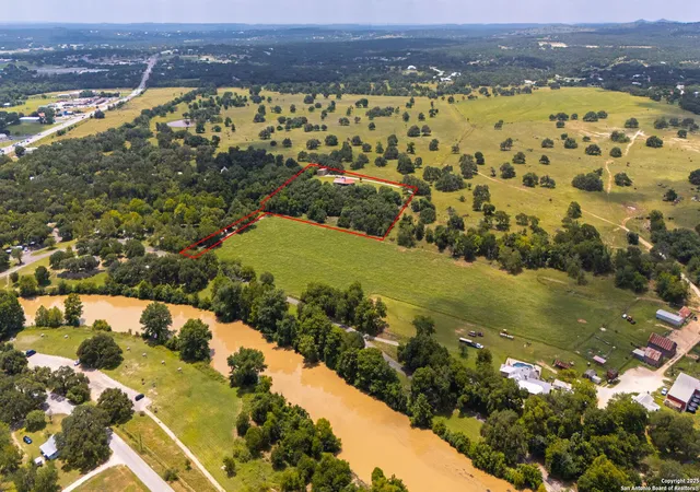 Photo 3 of Sale Pending at 479 Park Rd 23, Blanco, TX 78606 | MLS# 1876343 | Listing updated on 2026-03-24