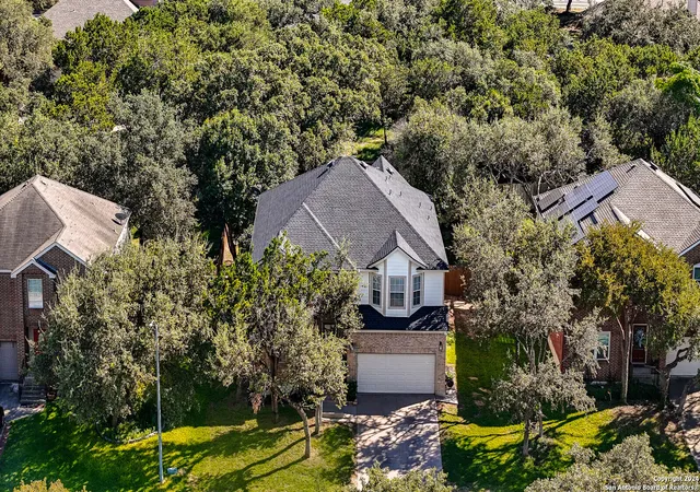 Photo 2 of Single family home for sale at 7722 Braun Bend, San Antonio, TX 78250 | MLS# 1876399 | Listing updated on 2025-09-15
