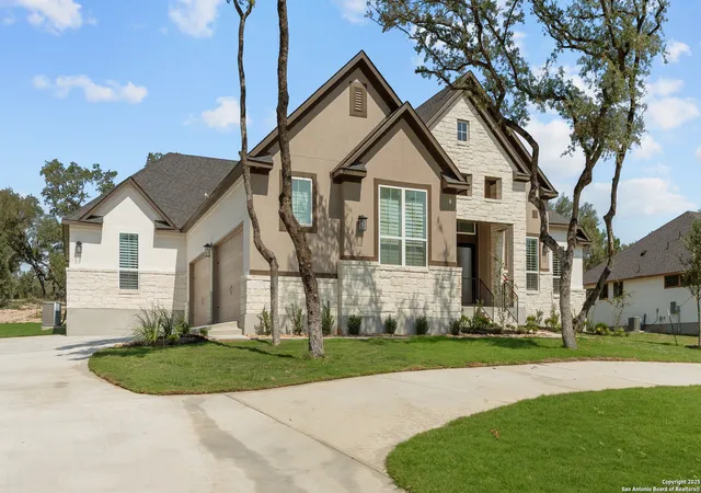 Photo 3 of Sale Pending at 8543 Heimer Pass, San Antonio, TX 78266 | MLS# 1876408 | Listing updated on 2025-11-24