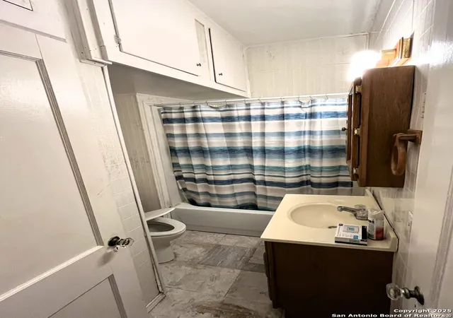 15th image of 335 E San Antonio St, Marion, TX 78124 | MLS# 1876637