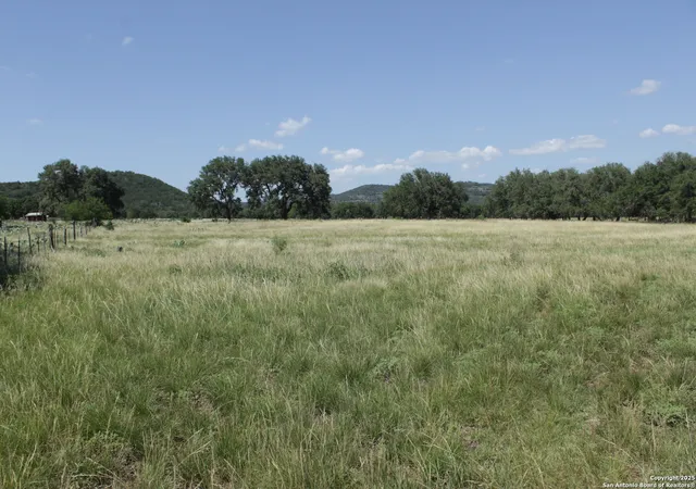 Photo 4 of Sale Pending at 2221 W Ranch Rd 337, Leakey, TX 78873 | MLS# 1876688 | Listing updated on 2026-03-28