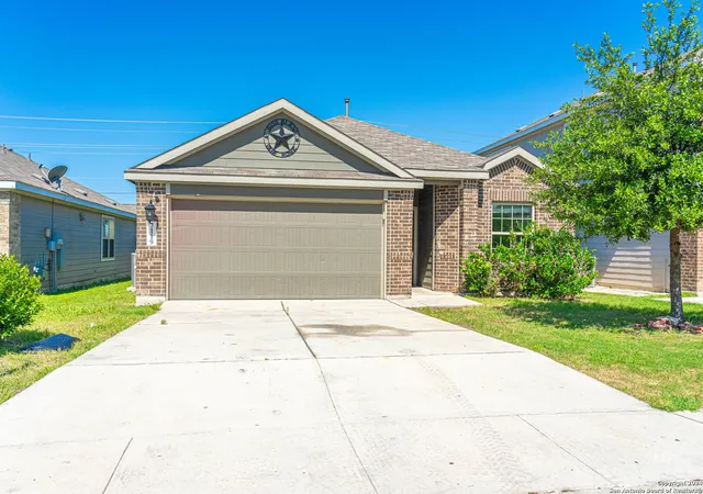 Photo 3 of Single family home for sale at 7119 Magnolia Bluff, San Antonio, TX 78218 | MLS# 1876690 | Listing updated on 2025-12-31