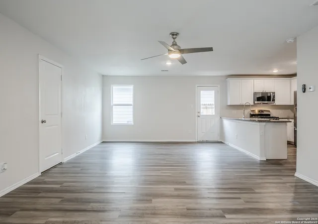 Photo 4 of Sale Pending at 7215 Winding Cloud, San Antonio, TX 78244 | MLS# 1876734 | Listing updated on 2025-09-22