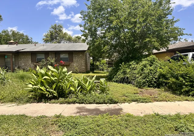 Photo 3 of Single family home for sale at 6107 Hazel Valley, San Antonio, TX 78242 | MLS# 1876770 | Listing updated on 2025-07-30