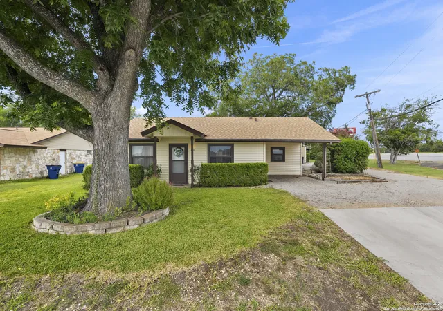 1st image of 100 Haeckerville Rd, Cibolo, TX 78108 | MLS# 1876874