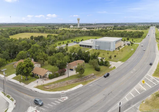 31st image of 100 Haeckerville Rd, Cibolo, TX 78108 | MLS# 1876874