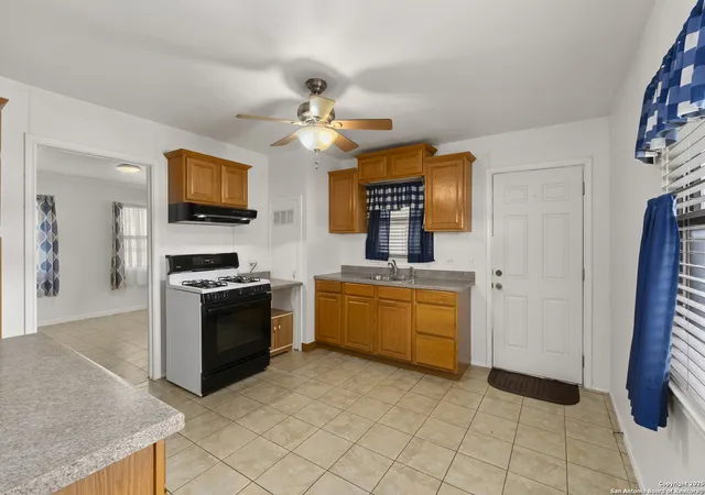 Photo 3 of Sale Pending at 100 Haeckerville Rd, Cibolo, TX 78108 | MLS# 1876874 | Listing updated on 2026-03-30