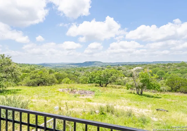 Photo 1 of Manufactured home for sale at 104 Whitworth, Boerne, TX 78006 | MLS# 1876931 | Listing updated on 2025-09-24