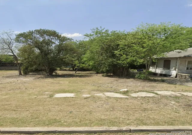 Photo 3 of Land for sale at 815 Piedmont, San Antonio, TX 78210 | MLS# 1876955 | Listing updated on 2026-02-07