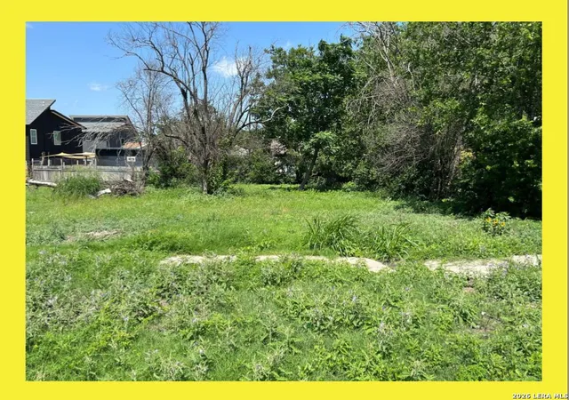 Photo 4 of Land for sale at 815 Piedmont, San Antonio, TX 78210 | MLS# 1876955 | Listing updated on 2026-02-07
