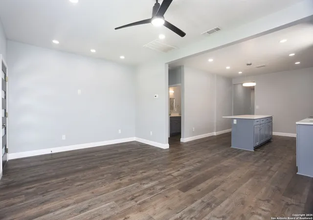 5th image of 210 E Huff Ave, San Antonio, TX 78214 | MLS# 1876964