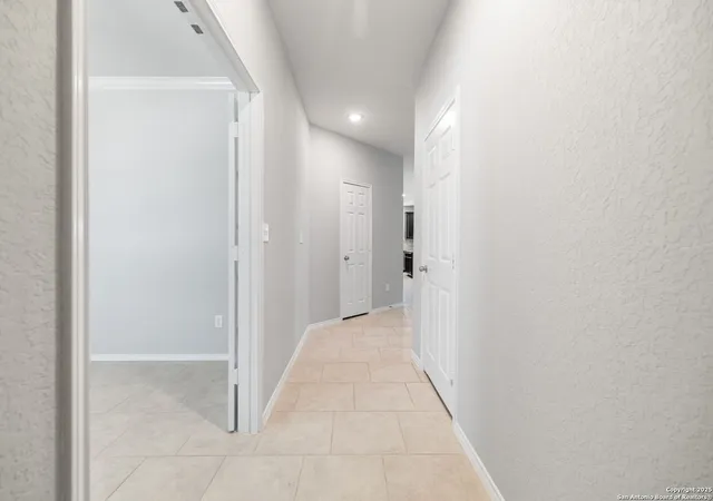 Photo 4 of Sale Pending at 7602 Cottonwood Ridge, Boerne, TX 78015 | MLS# 1877004 | Listing updated on 2025-09-10