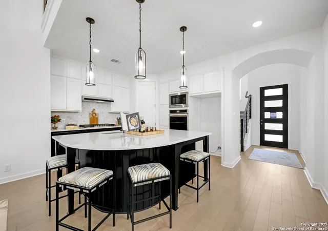 1st image of 1842 Nettletree, New Braunfels, TX 78132 | MLS# 1877032